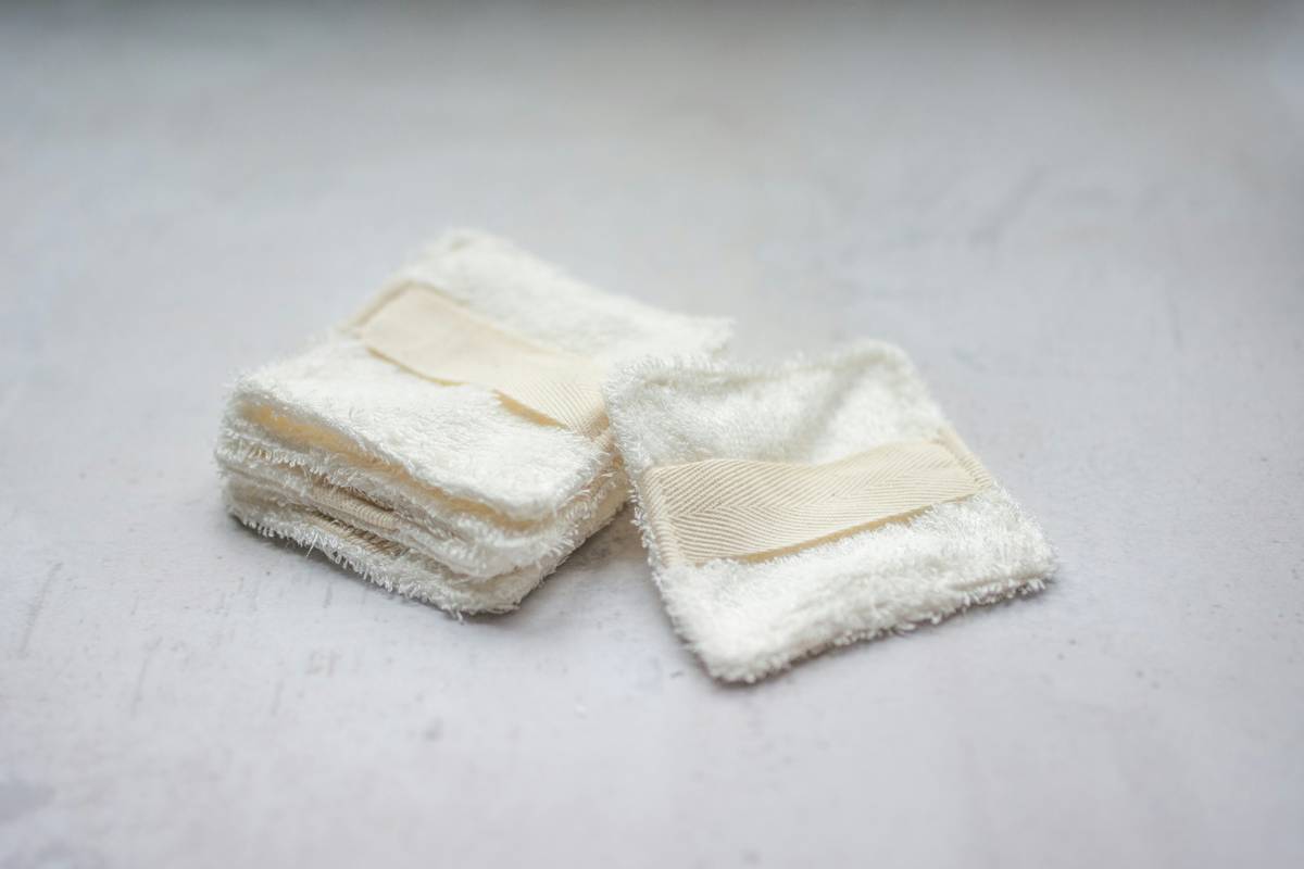 sustainable home microfiber cloth where can – side-by-side comparison of premium vs low-quality microfiber textures